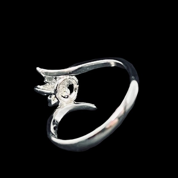 ESPO 14 KT GE With Clear and Green Rhinestone Flower Statement Ring Sz 7 (332) - Picture 7 of 7